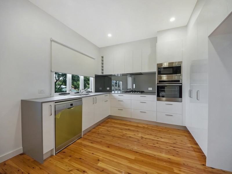 12 Tathra Street, Stafford QLD 4053