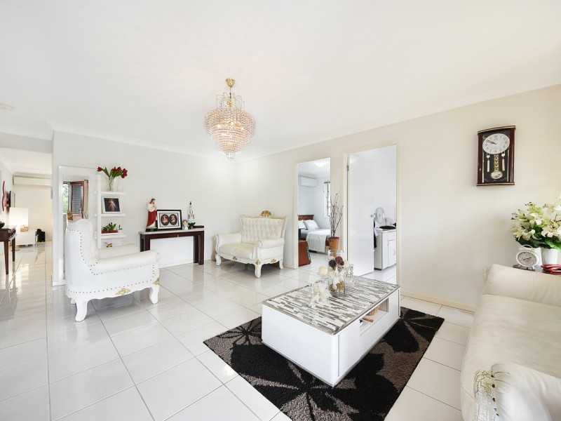 6 Crowley Street, Zillmere QLD 4034