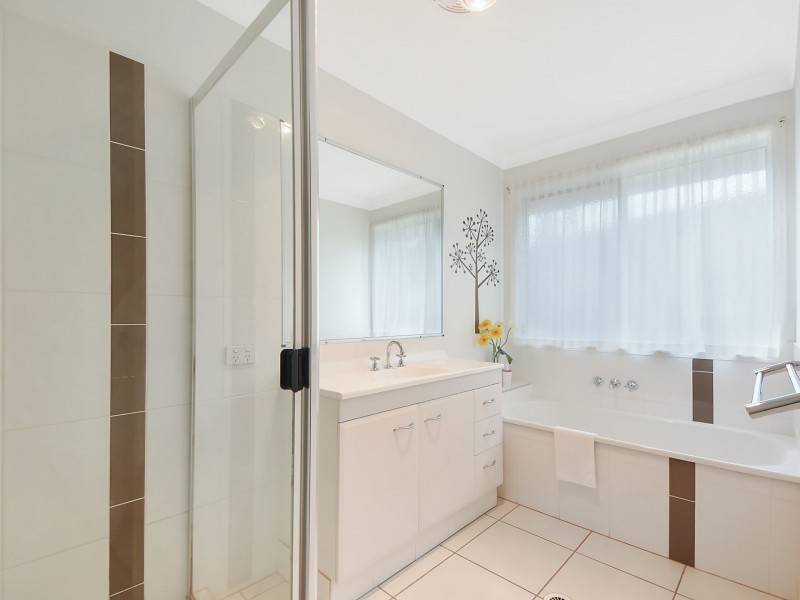 6 Crowley Street, Zillmere QLD 4034