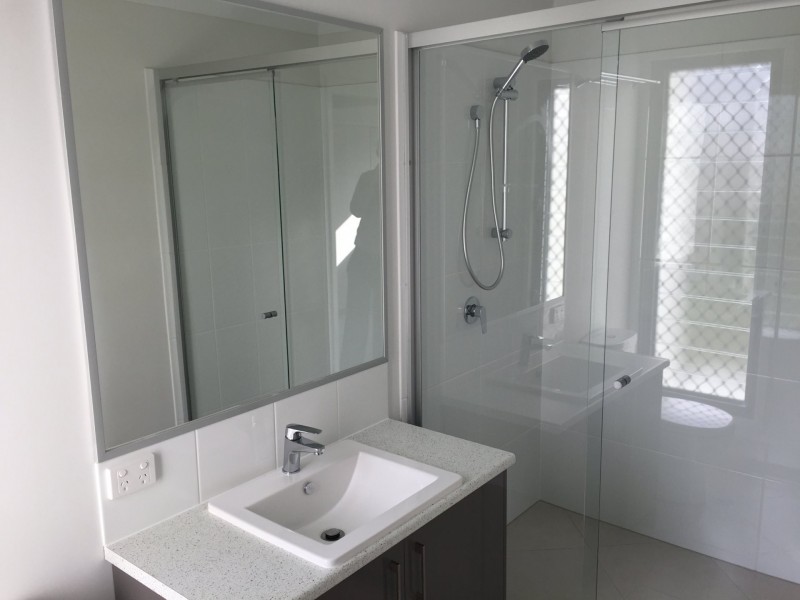 Unit 4/11 Slater Avenue, Lawnton QLD 4501