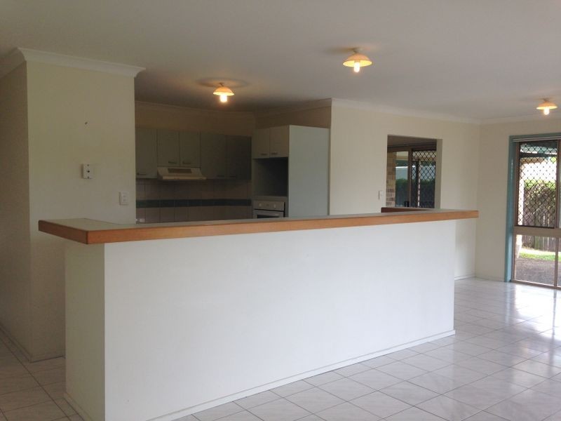 94 Thiess Drive, Albany Creek QLD 4035
