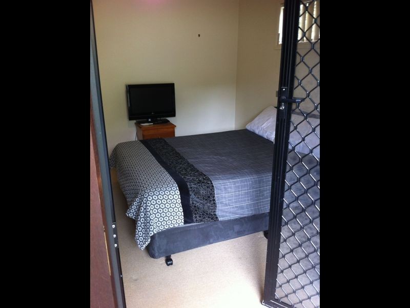 Unit 4/15 Greenlaw Street, Indooroopilly QLD 4068