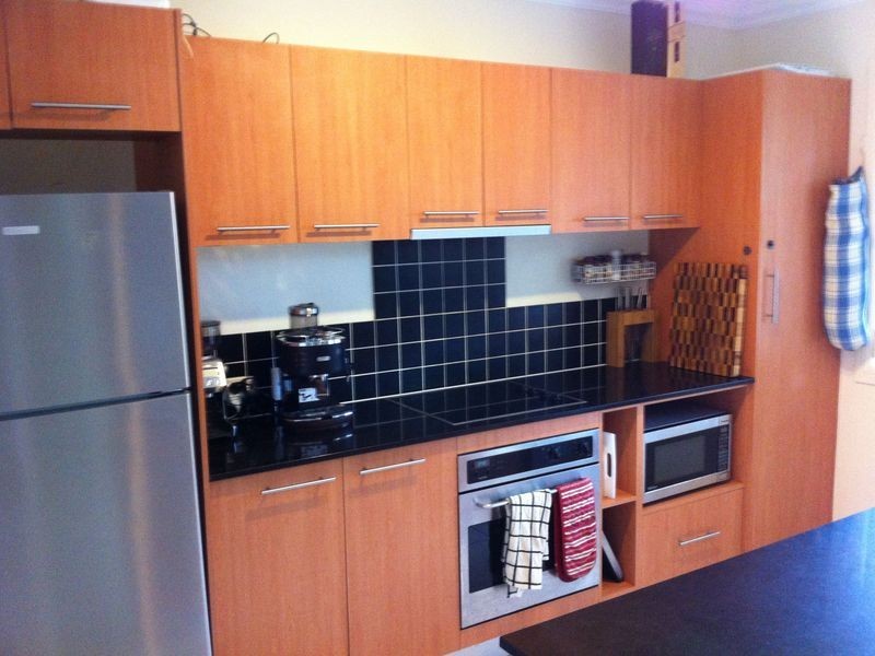 Unit 4/15 Greenlaw Street, Indooroopilly QLD 4068