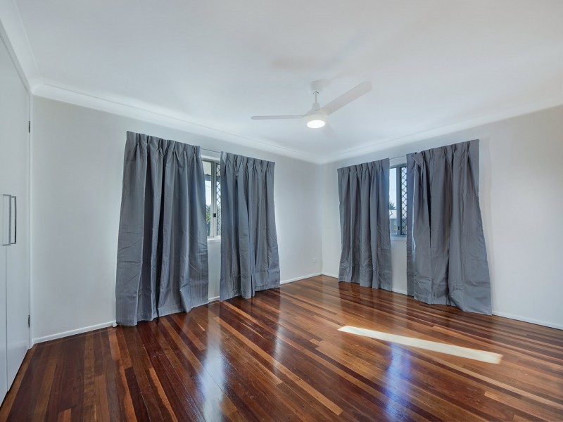 39 Lavercombe Drive, Kallangur QLD 4503