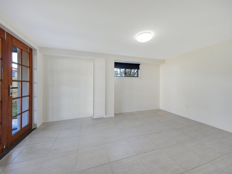 39 Lavercombe Drive, Kallangur QLD 4503