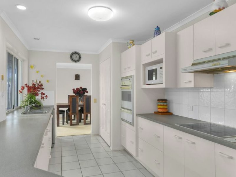 61 Balcara Avenue, Carseldine QLD 4034