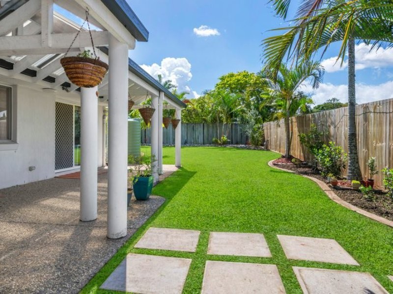 61 Balcara Avenue, Carseldine QLD 4034