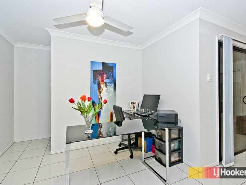 56 Merimbula Crescent, Fitzgibbon QLD 4018