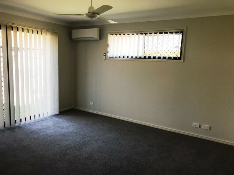 8 Bison Court, Warner QLD 4500