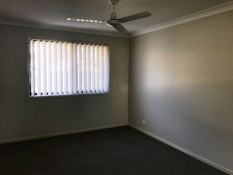 8 Bison Court, Warner QLD 4500