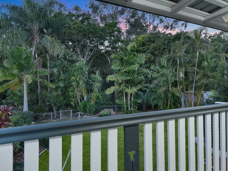 33 Bowen Avenue, Albany Creek QLD 4035