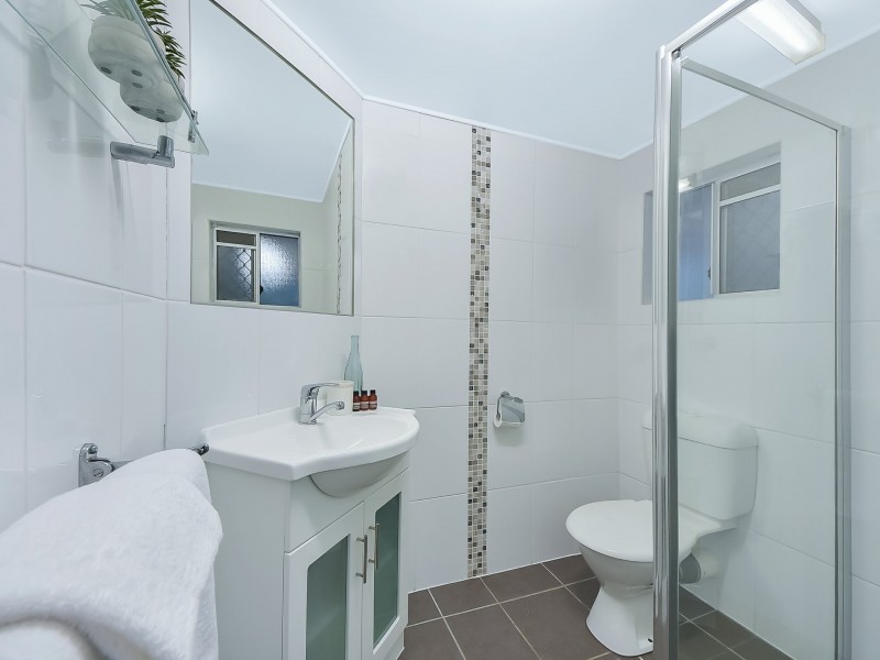 33 Bowen Avenue, Albany Creek QLD 4035