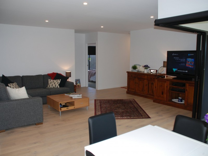 1 Pinnibar Street, Bridgeman Downs QLD 4035