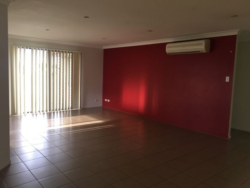 6-8 Lennon Boulevarde, Narangba QLD 4504