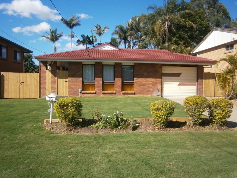 16 Pleasant Drive, Albany Creek QLD 4035