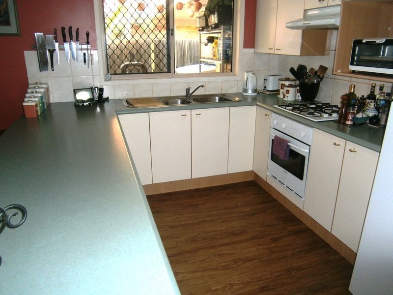 35 Cambridge Crescent, Fitzgibbon QLD 4018