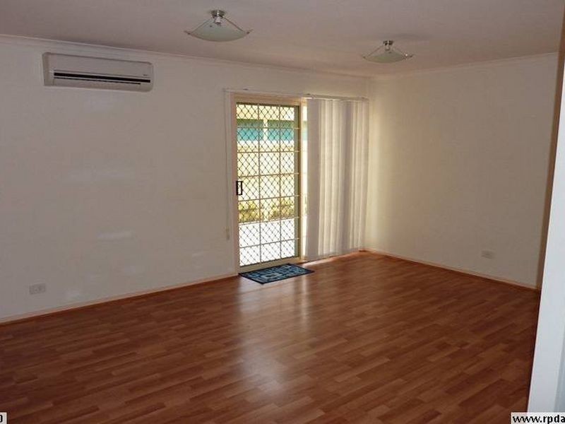 2/16 Lilly Pilly Crescent, Fitzgibbon QLD 4018