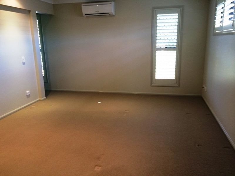 18 Petrie Crescent, Aspley QLD 4034