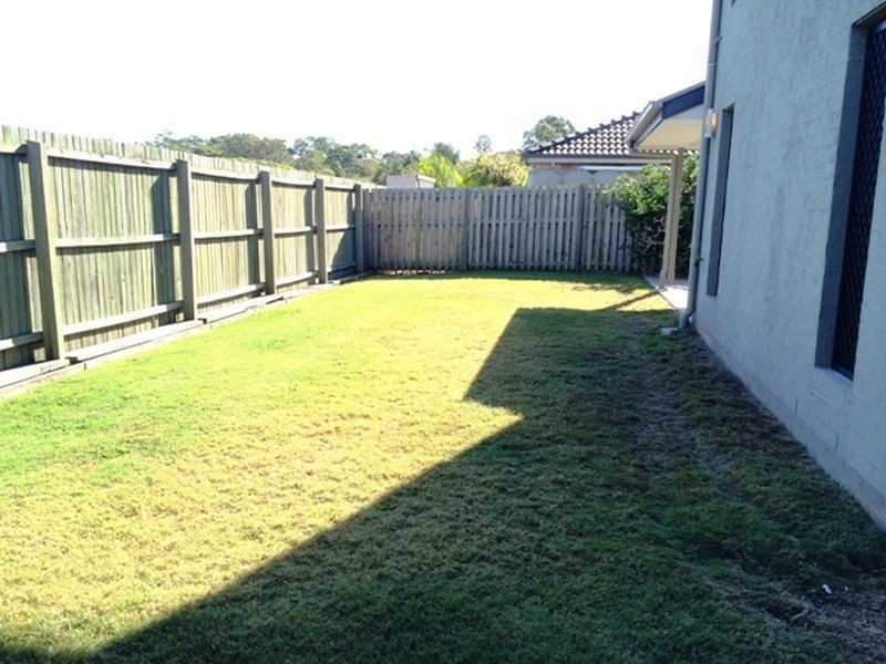 18 Petrie Crescent, Aspley QLD 4034