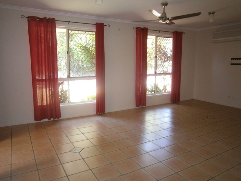 17 Saraband Drive, Eatons Hill QLD 4037