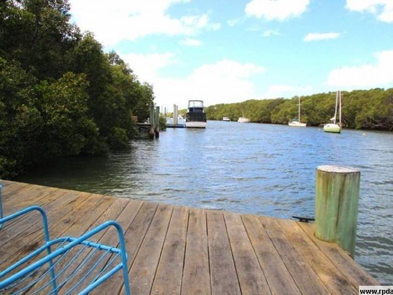 34 Wharf Street, Shorncliffe QLD 4017