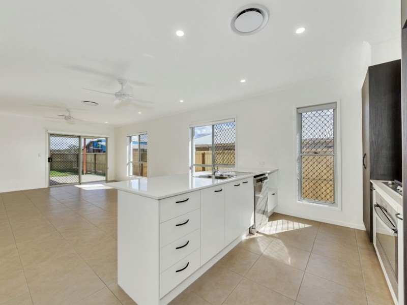 16 Sandpiper Street, Nudgee QLD 4014