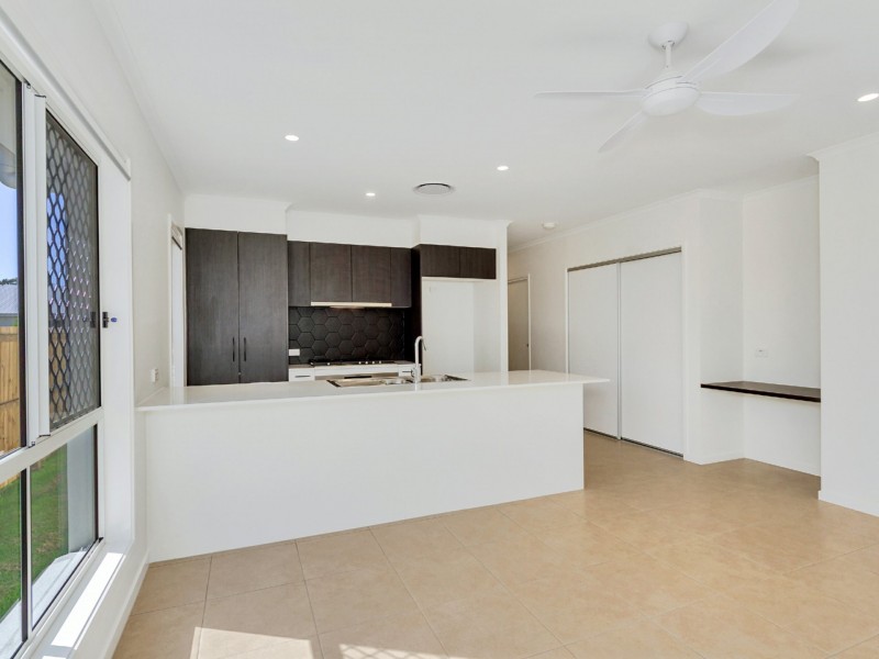 16 Sandpiper Street, Nudgee QLD 4014