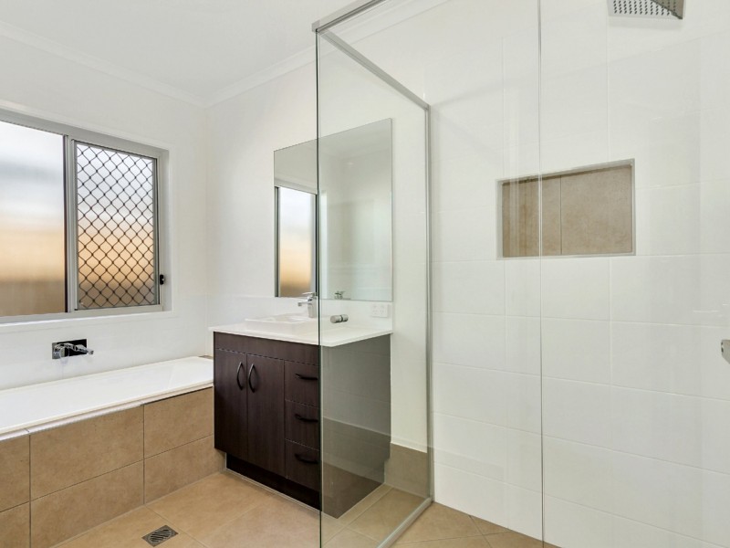 16 Sandpiper Street, Nudgee QLD 4014