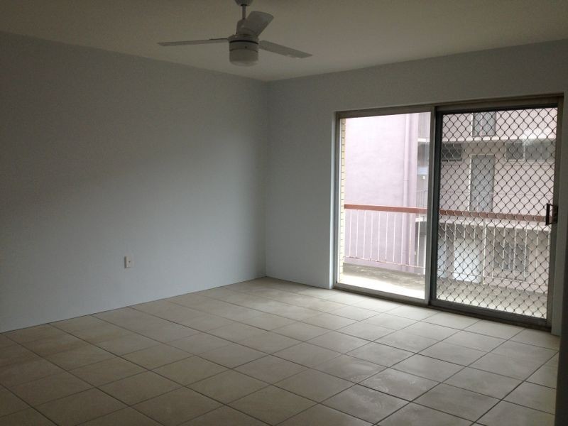 2/61 Wallace Street, Chermside QLD 4032