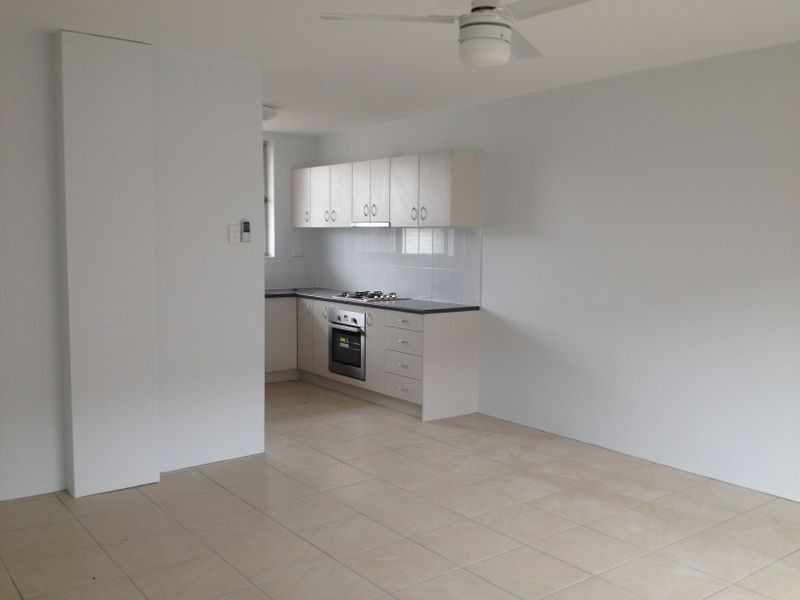 2/61 Wallace Street, Chermside QLD 4032