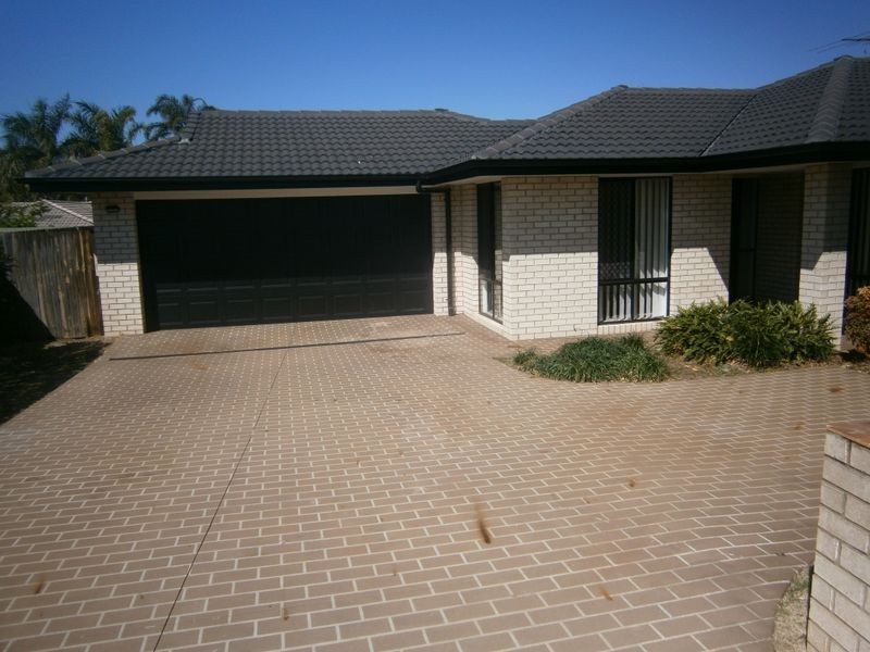 12 Violet St, Kallangur QLD 4503