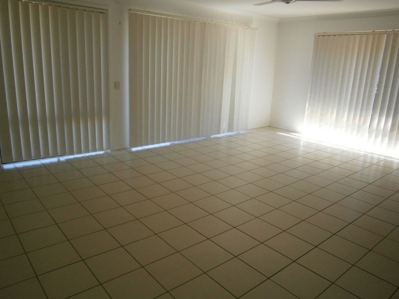 12 Violet St, Kallangur QLD 4503