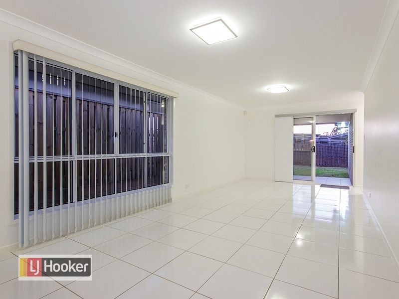 64 Mount Kaputar Ave, Fitzgibbon QLD 4018