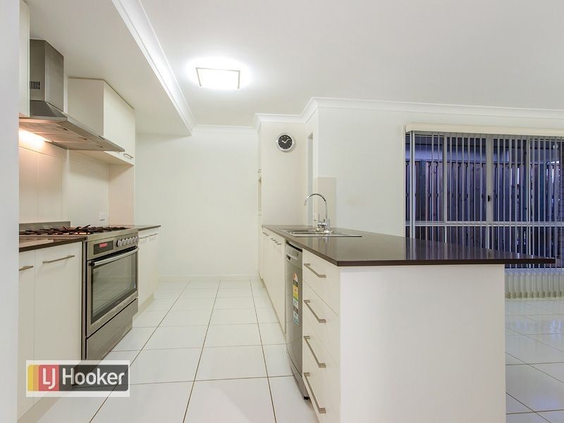 64 Mount Kaputar Ave, Fitzgibbon QLD 4018