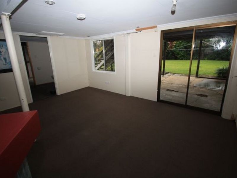 11 Lord Byron Pde, Strathpine QLD 4500