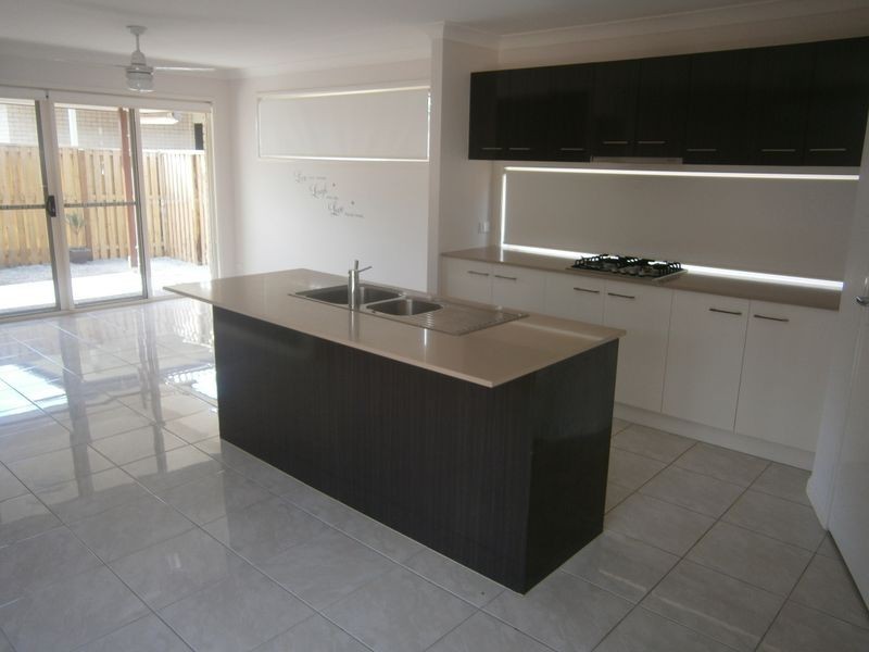 5 Eucla Street, Fitzgibbon QLD 4018