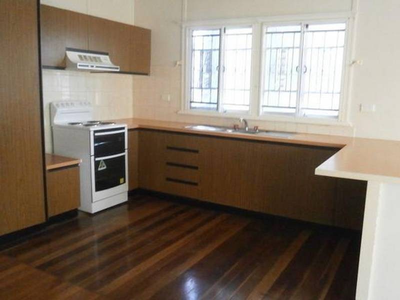 61 Central Avenue, Deagon QLD 4017