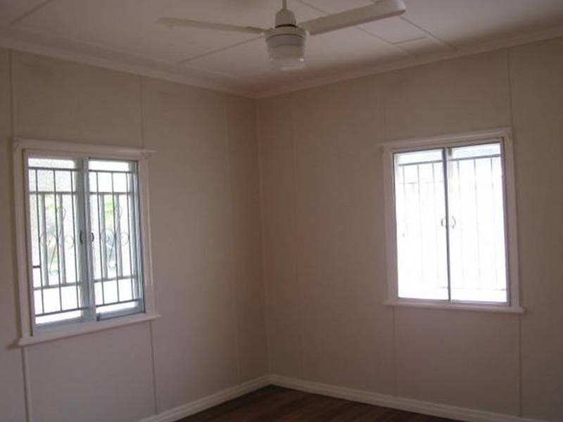 61 Central Avenue, Deagon QLD 4017