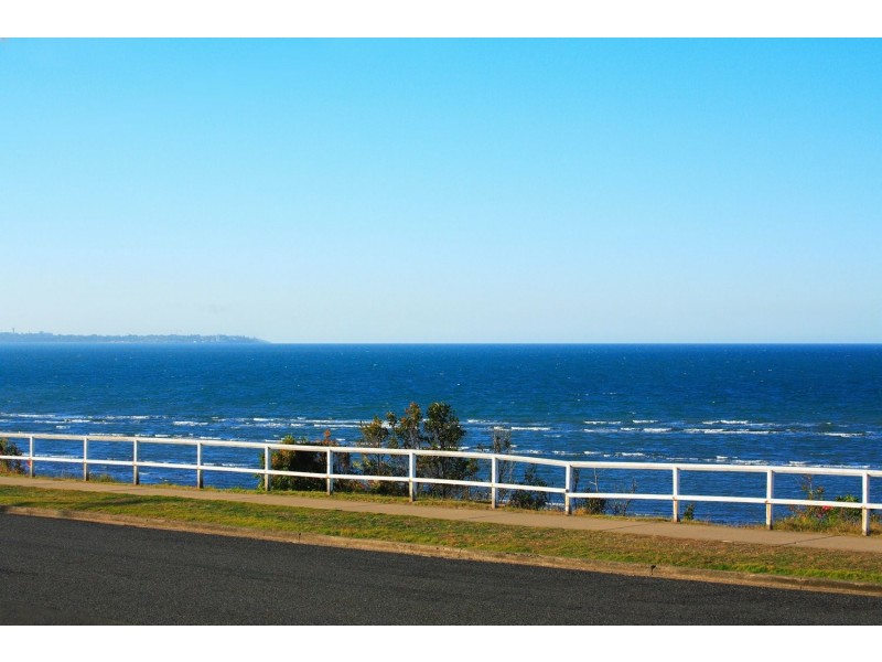 120 Shorncliffe Parade, Shorncliffe QLD 4017