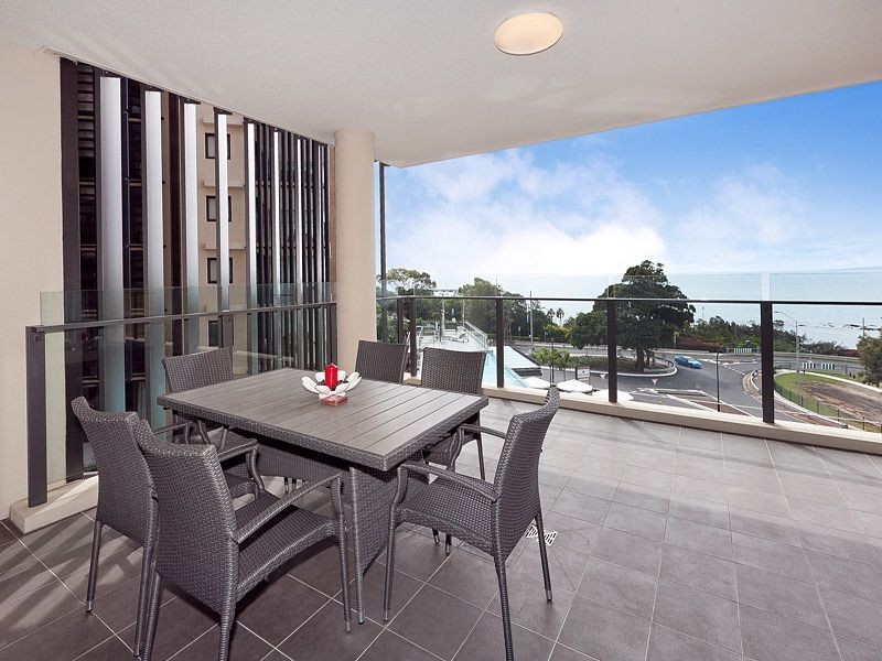 405/99 Marine Parade, Redcliffe QLD 4020