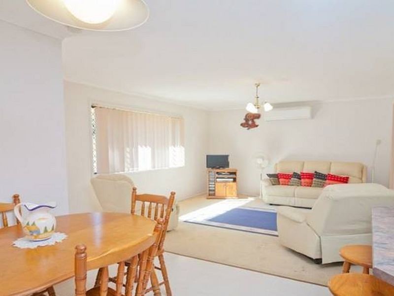 25 Oleron Terrace, Petrie QLD 4502