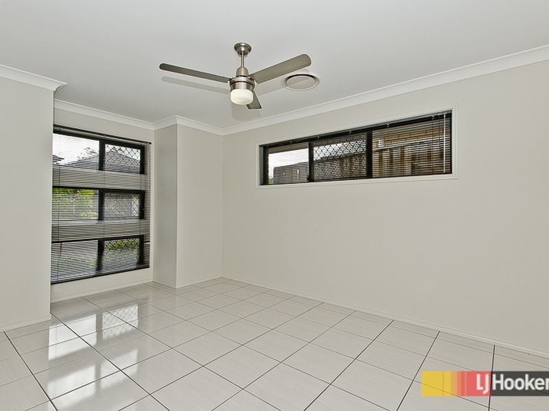 19 Merimbula Crescent, Fitzgibbon QLD 4018