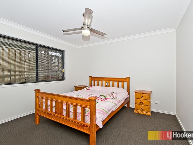 19 Merimbula Crescent, Fitzgibbon QLD 4018