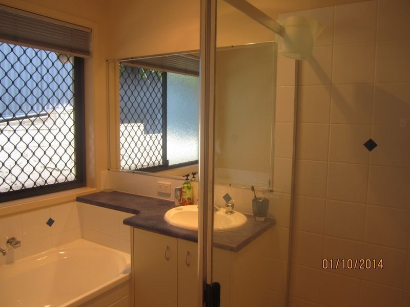 10 Bauple st, Albany Creek QLD 4035