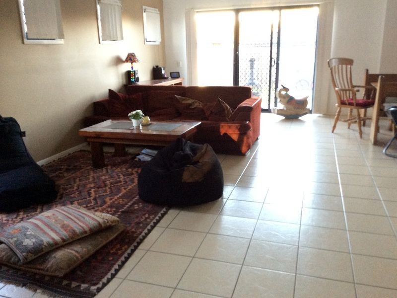 9 Acacia Cres, Kallangur QLD 4503