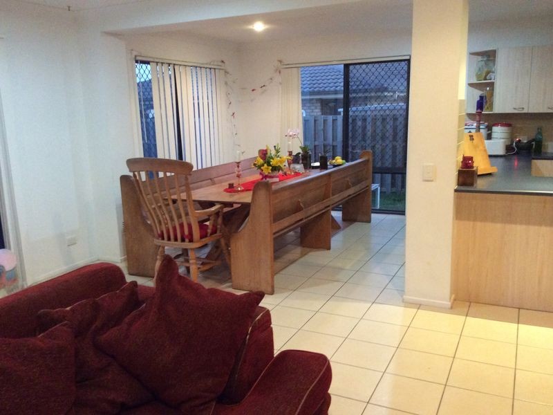 9 Acacia Cres, Kallangur QLD 4503