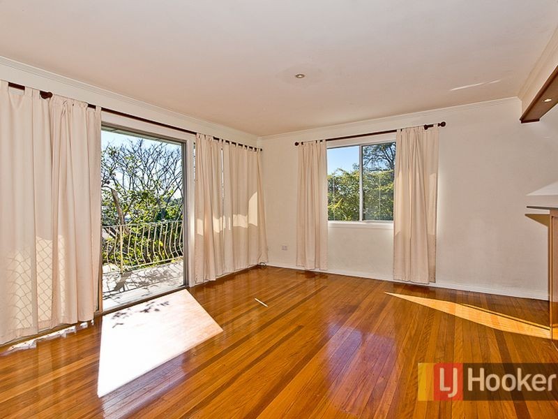 4 Janelle Street, Aspley QLD 4034