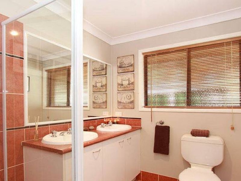 66 Whipbird Place, Aspley QLD 4034