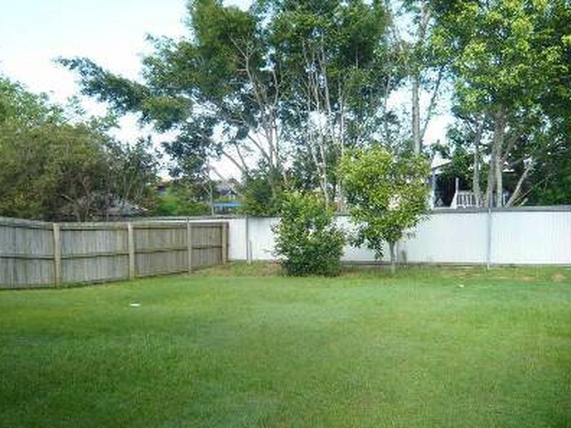 5 Shackleton Street, Kedron QLD 4031