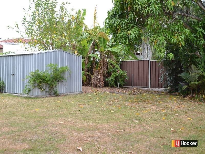 15 Caronga Street, Wavell Heights QLD 4012